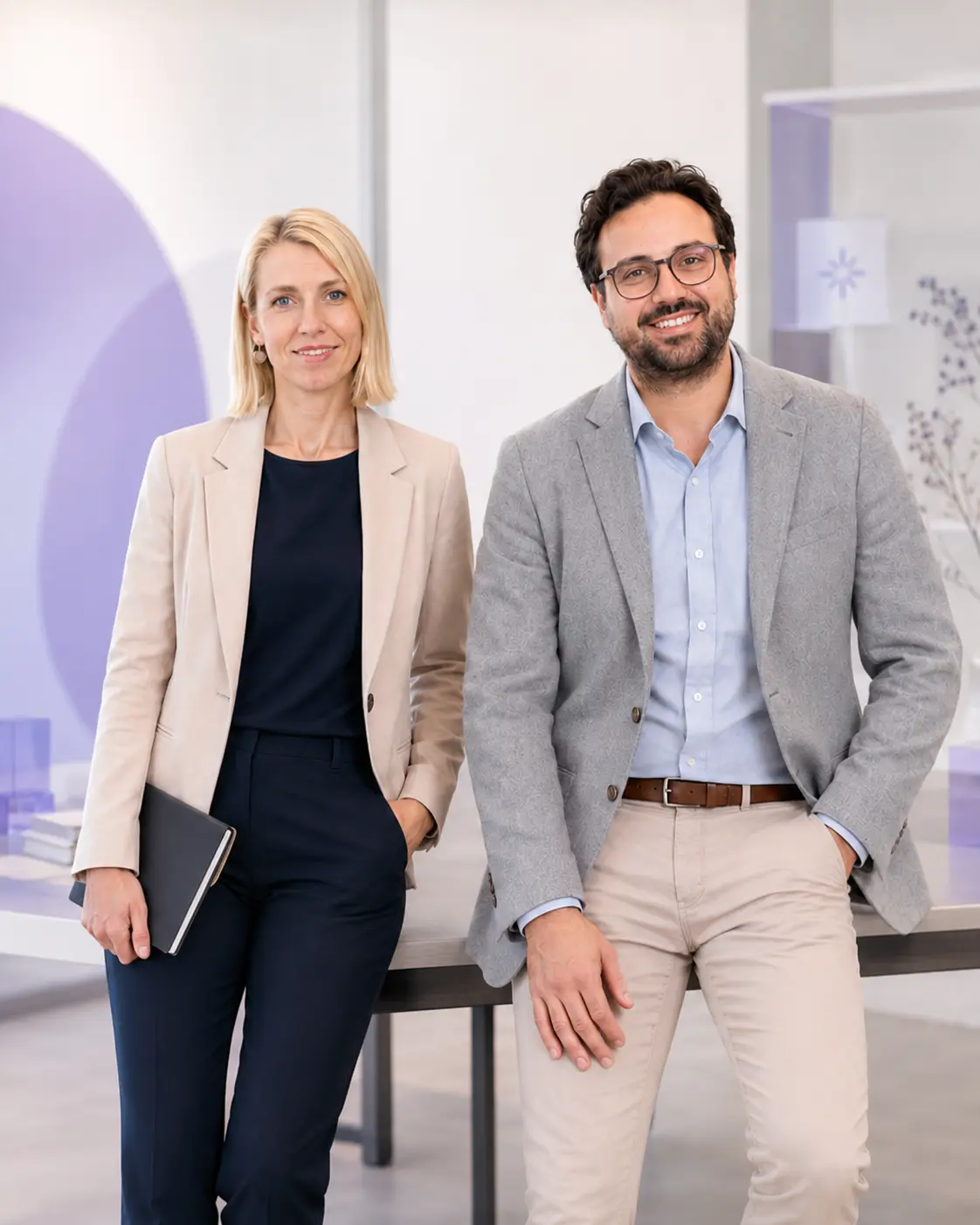 Andrea und Corinna von TheRevolutionaryMind